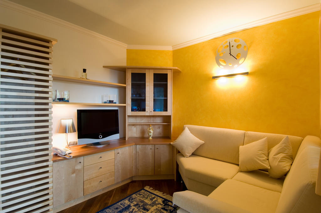 Villa Anina Collalbo Pokoj fotografie